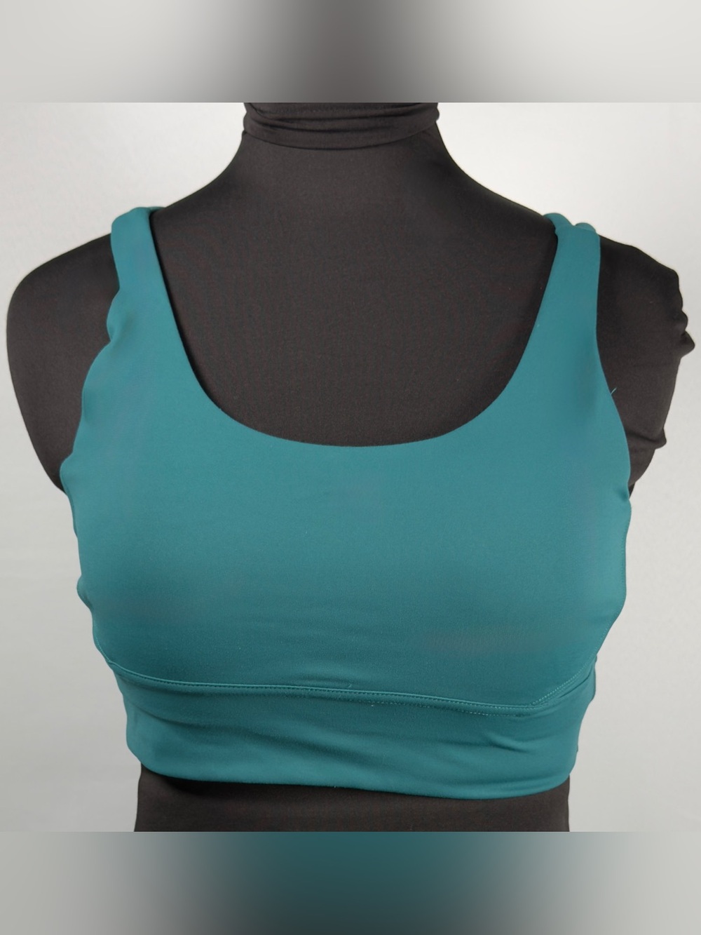Women’s Dark Green Strappy Sports Bra Size Medium